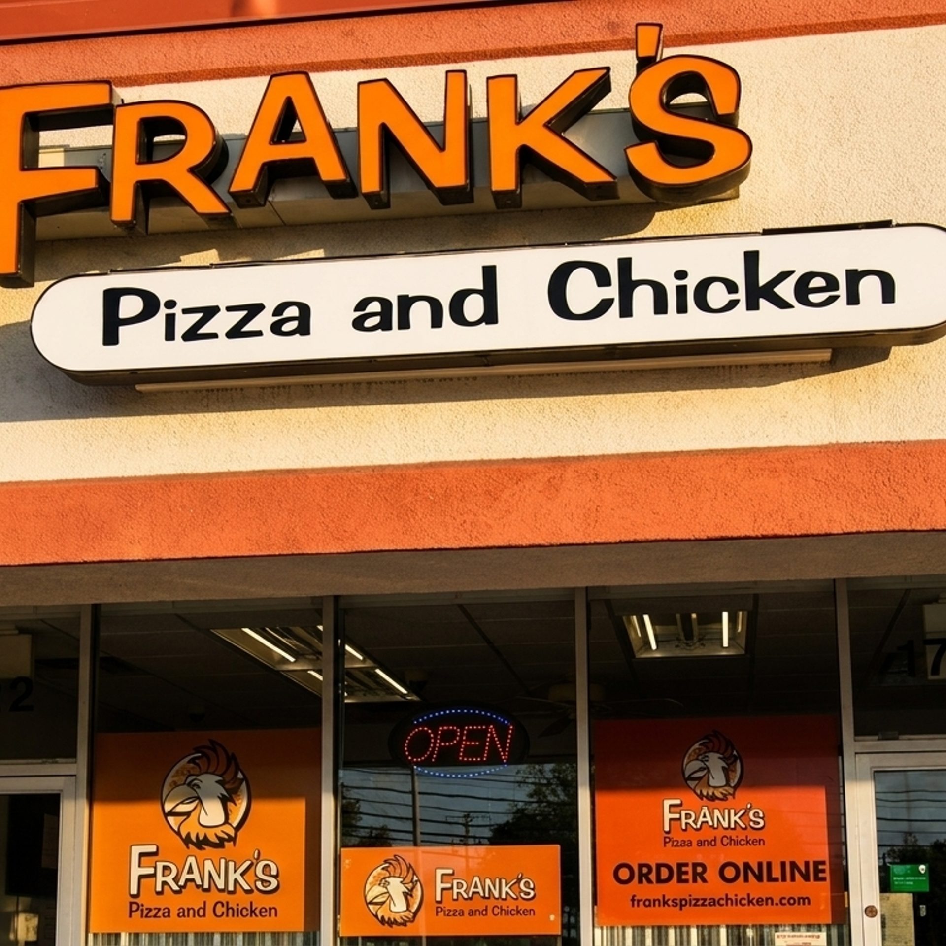 Pittsburgh's Neighborhood Pizza Shop